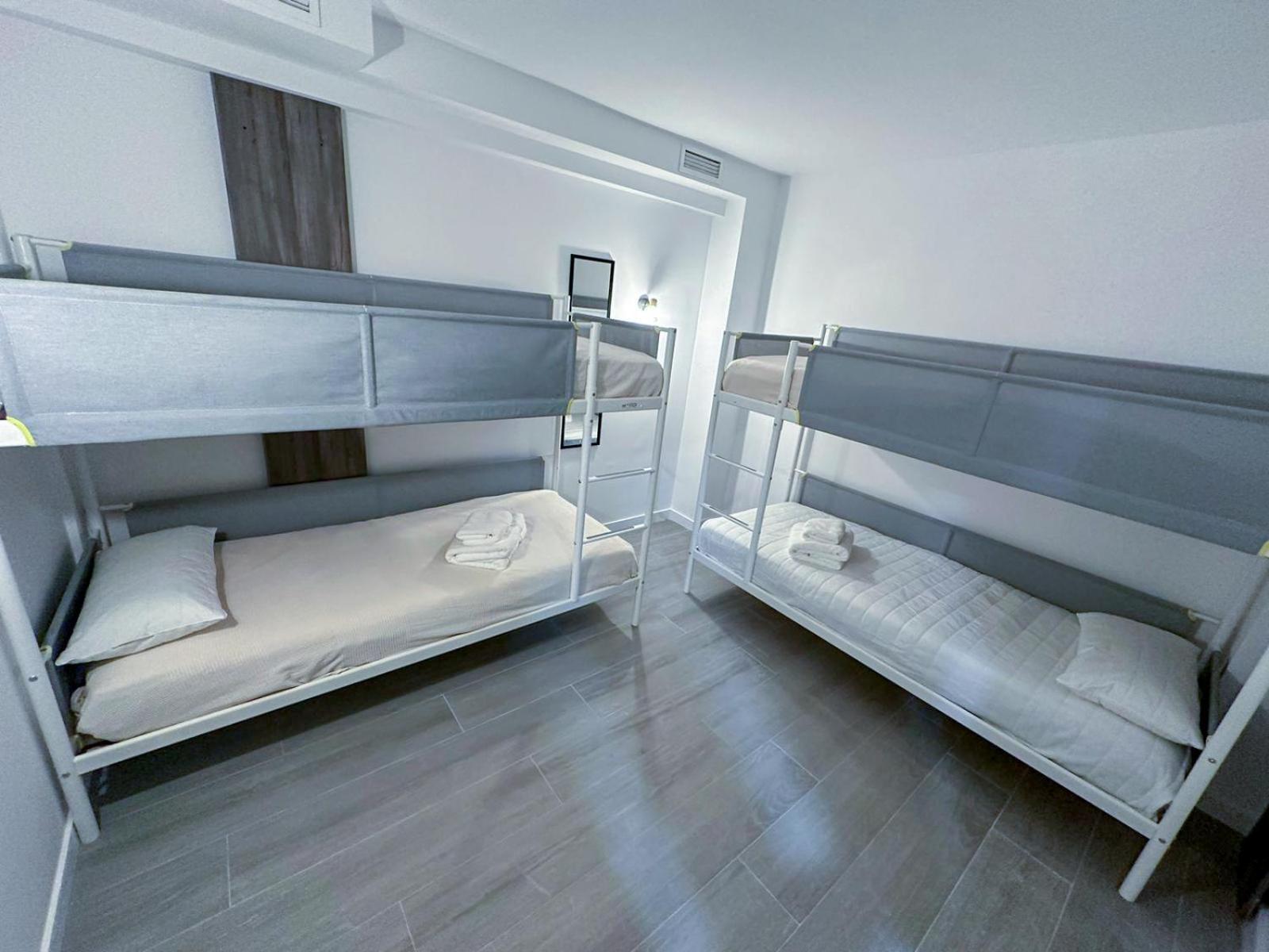 Zur Boutique Hostel Fuengirola Exterior photo