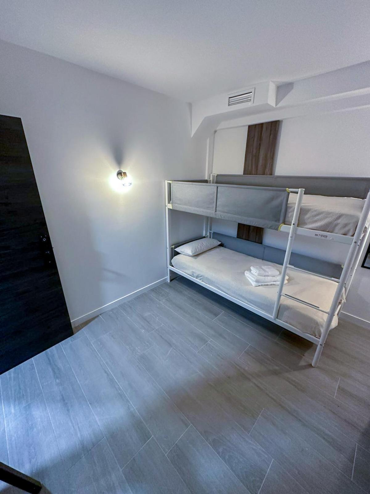Zur Boutique Hostel Fuengirola Exterior photo