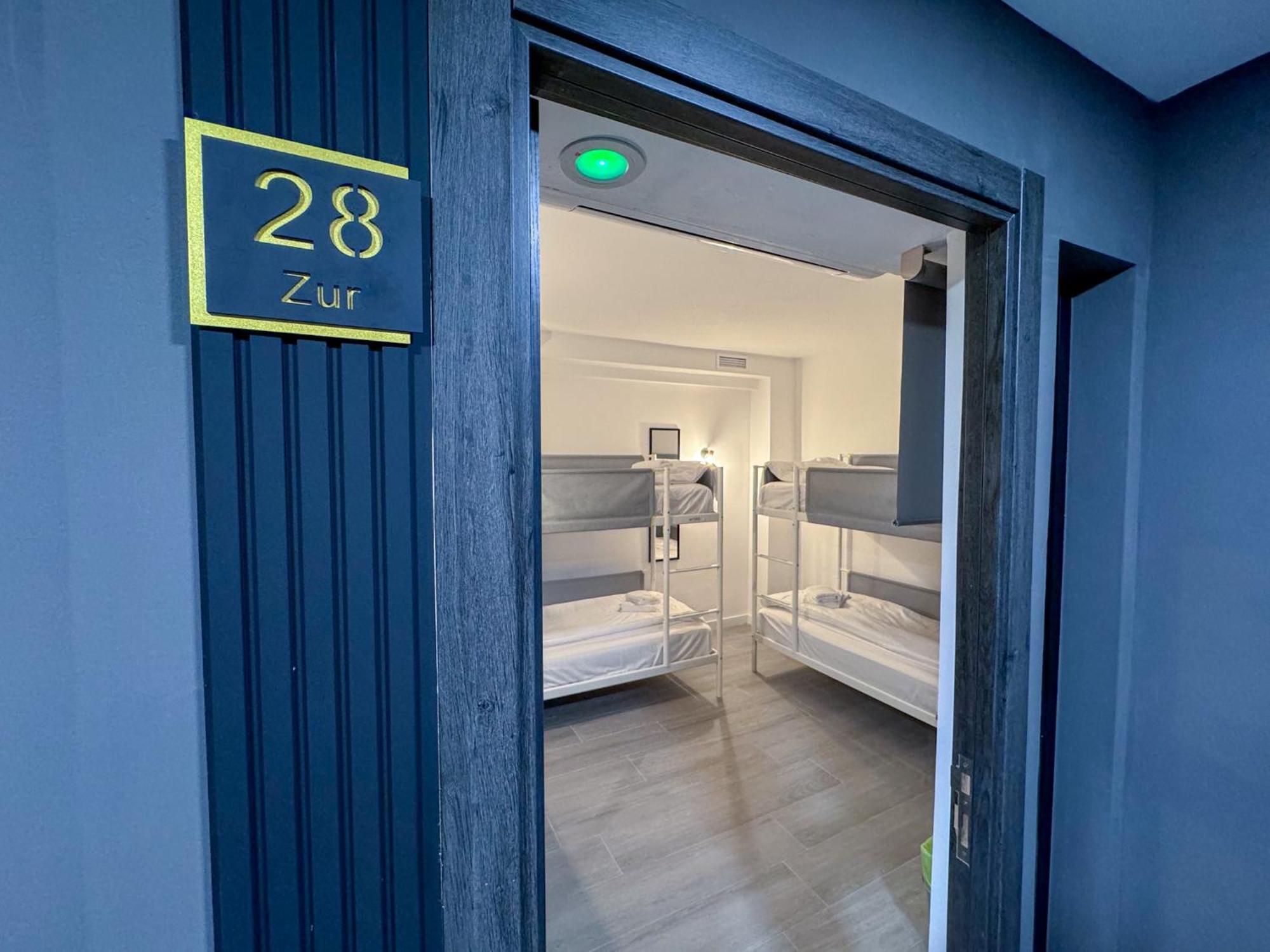 Zur Boutique Hostel Fuengirola Exterior photo